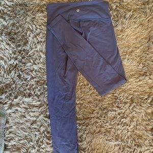 Light purple lululemon leggings